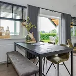 Lovely In With View *