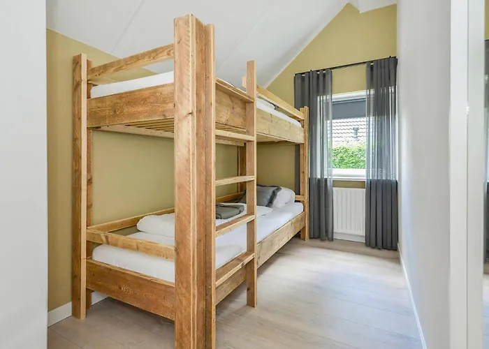 Lovely In With View Vakantiehuis