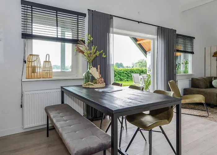 Lovely In With View *